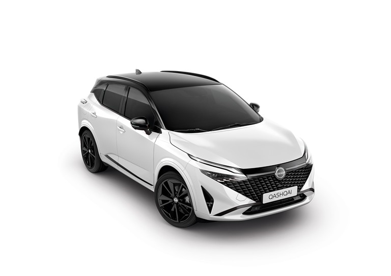 Nissan Qashqai E-POWER N-Connecta + zimní balíček + dvoubarevný lak